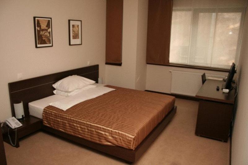 Hotel Platinum Сараево Экстерьер фото